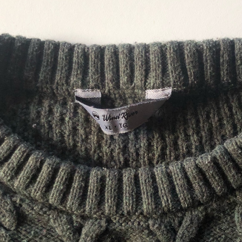 Wind river cable knit sweaters X2 - Picture 6 of 7